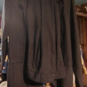 Ladies Suit jacket And Matching Pants 7